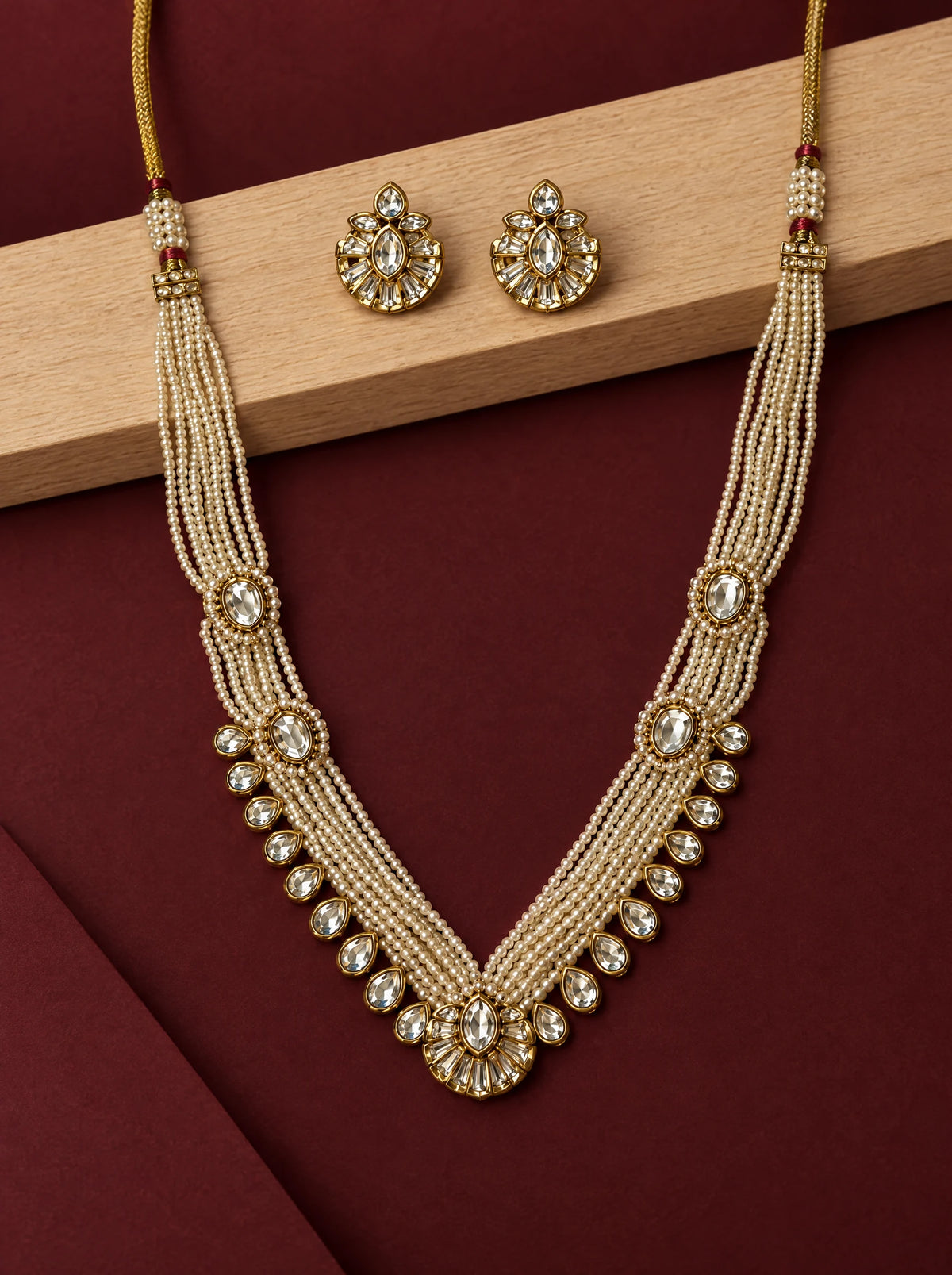 Pearl Floral Pendant Necklace