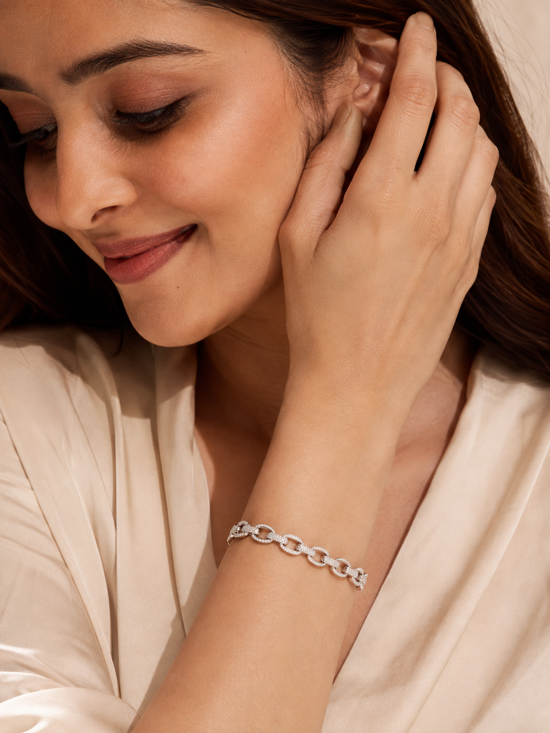 Pavé Oval Link Bracelet