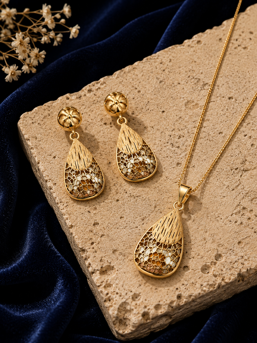 Gold Mosaic Teardrop Jewelry Set