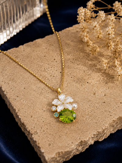 Mother-of-Pearl Flower and Peridot Jewelry Set