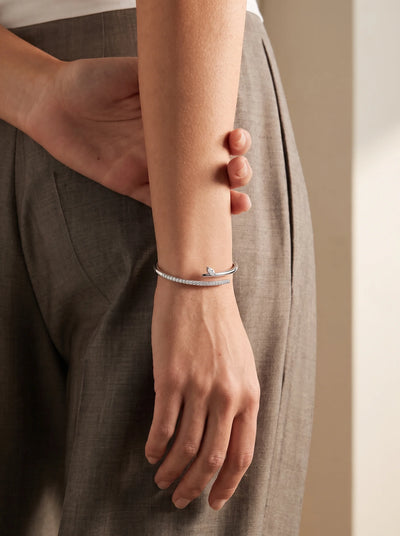 Minimal Curve Crystal Cuff Bracelet